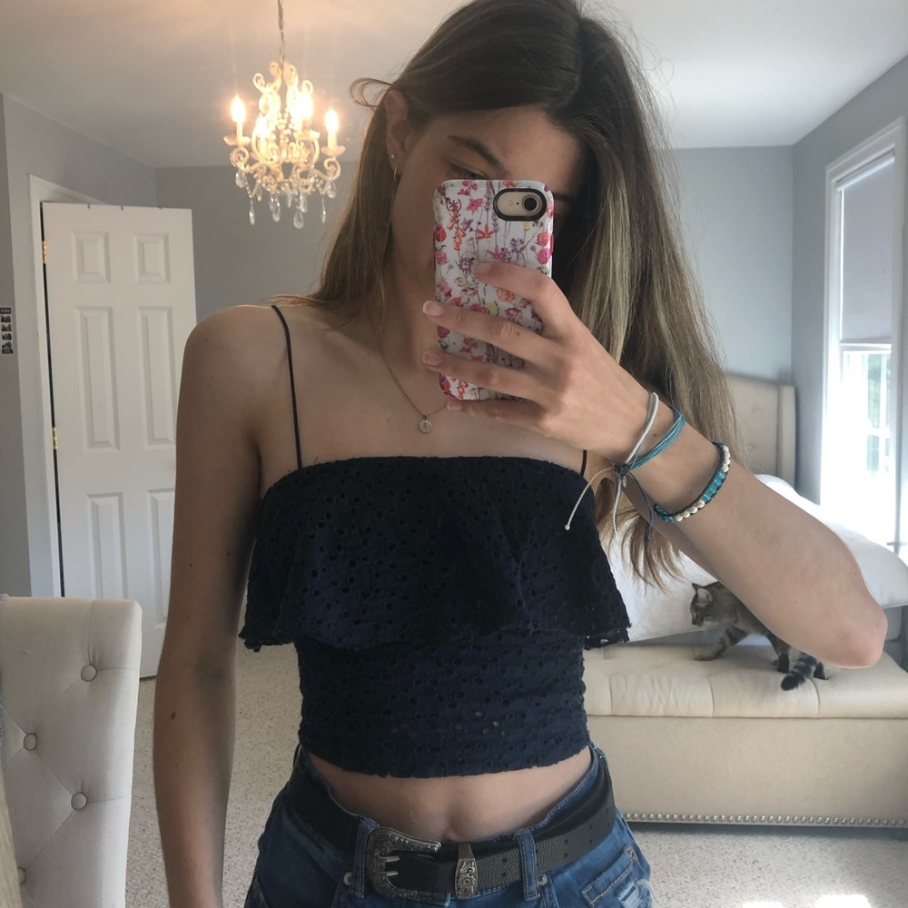 Hollister ruffle crop top